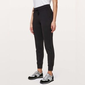 Lululemon Ready To Rulu Pant *29", Black, Size 6